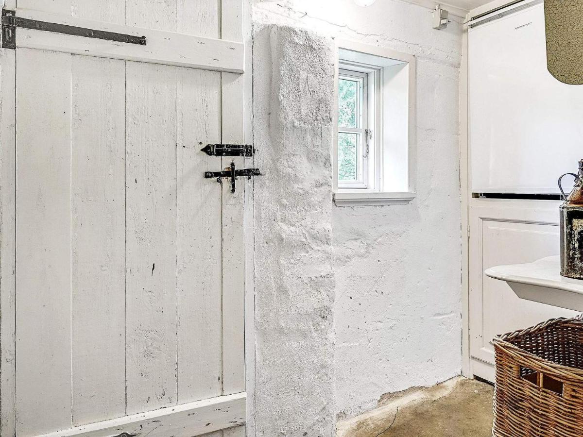 4 Person Holiday Home In T Nder トゥナー エクステリア 写真