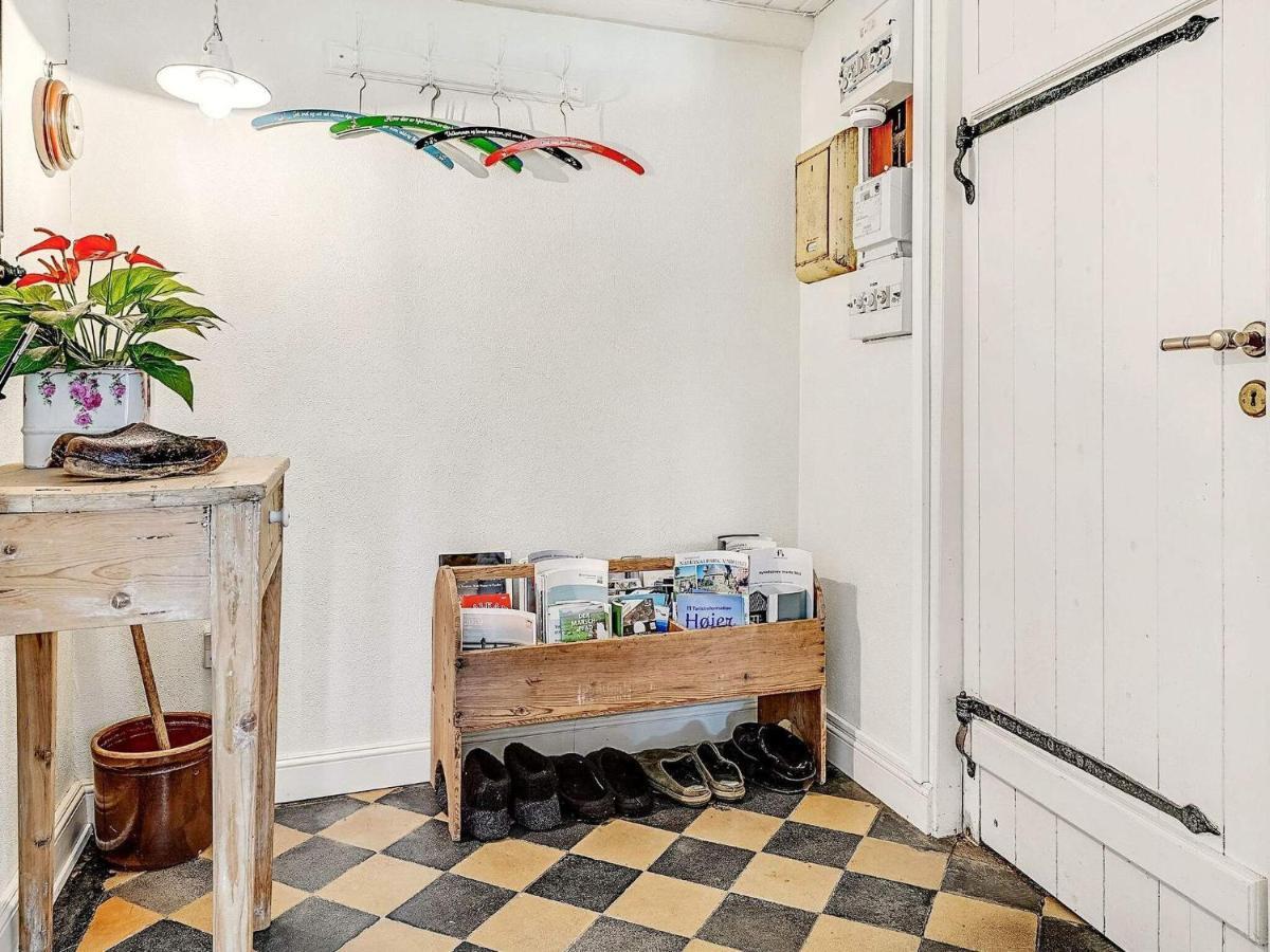 4 Person Holiday Home In T Nder トゥナー エクステリア 写真